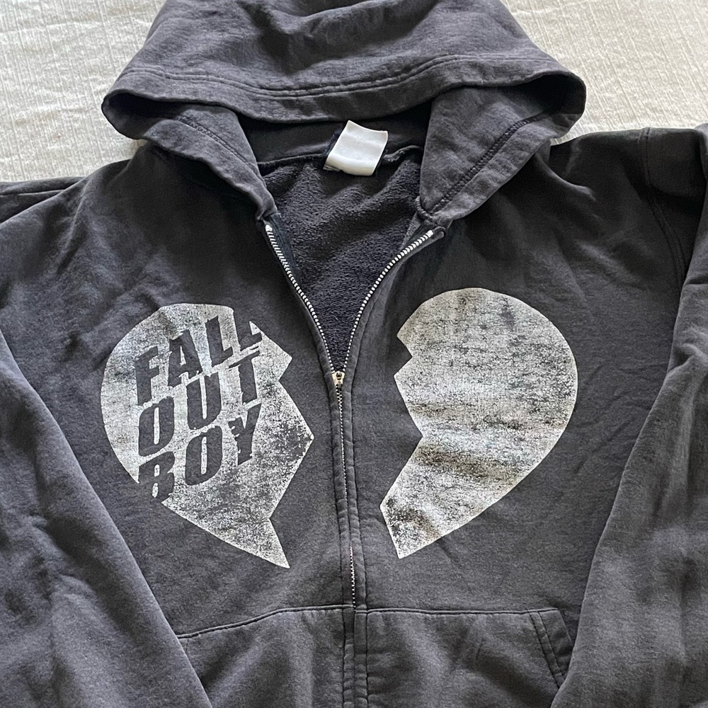 VINTAGE RARE FALL OUT BOY HOODIE 2005